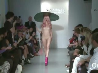 Μόδα μοντέλα catwalk συλλογή